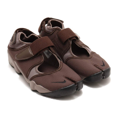 NIKE Air Rift BAROQUE BROWN/OREWOOD BROWN-BLACK FN6740-200 買物課 KAIMONOKA 日本 代購 連線 香港 AIR RIFT ALL PRODUCTS BLACK BREATHE CLOTHING DN1338 DN1338-001 NIKE ORANGE RUSH SHOES WHITE 二指鞋 忍者鞋