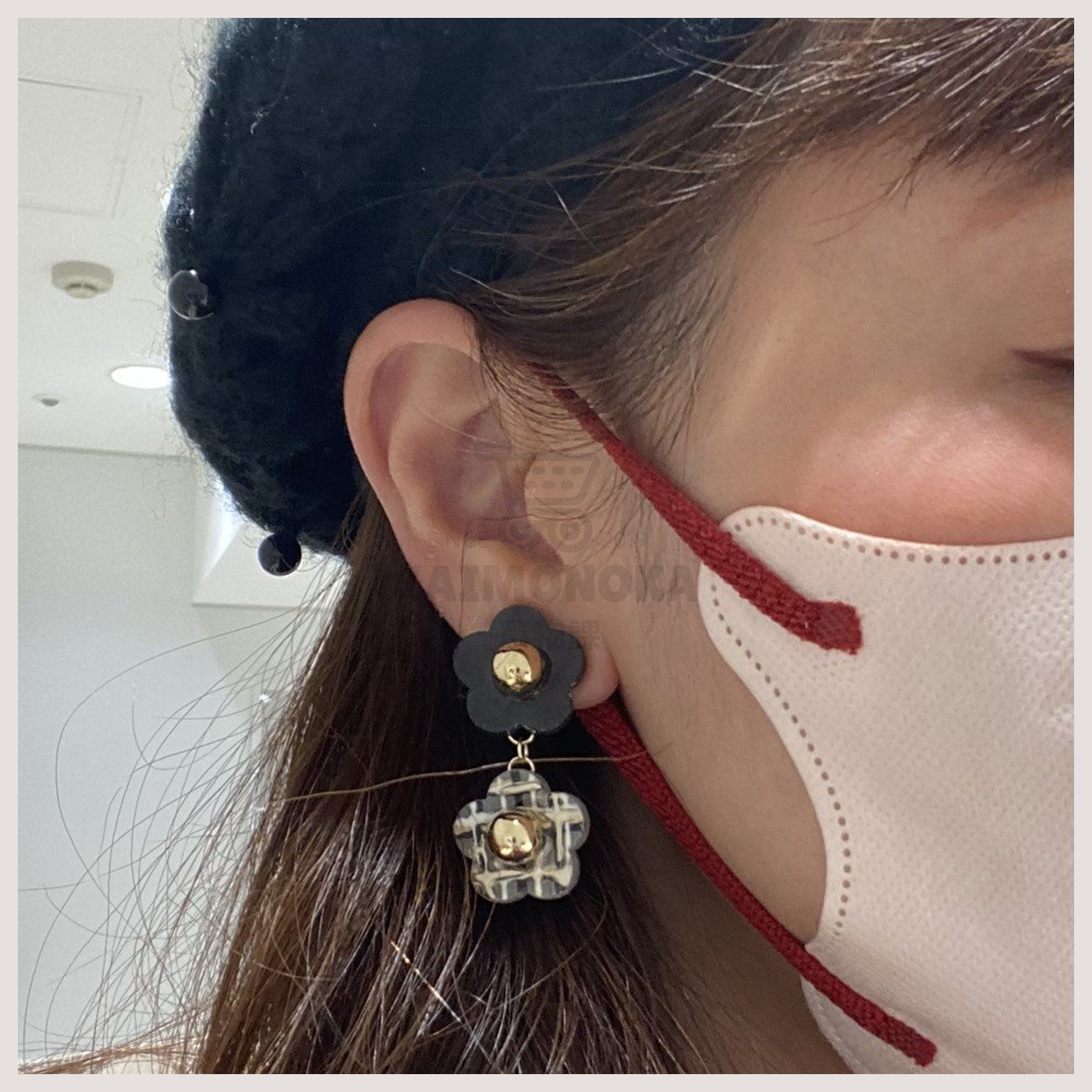 COMME UN JUMELLE Double Daisy Earrings 買物課 KAIMONOKA 日本 代購 連線 香港 ACCESSORIES ALL PRODUCTS COMME COMME UN JUMELLE EAR CUFF EAR RING EAR RINGS EARCUFF EARRING EARRINGS HAND MADE HANDMADE JAPAN JUMELLE MADE MADE IN JAPAN WITCH ME 手作 手作耳飾 手作飾品 手作飾物 手工 日本 日本手作飾品 日本手作飾物 日本製 耳夾 耳殼夾 耳殼扣 耳環 耳針 耳飾 耳骨夾 耳骨扣 飾 飾品 飾物 首飾