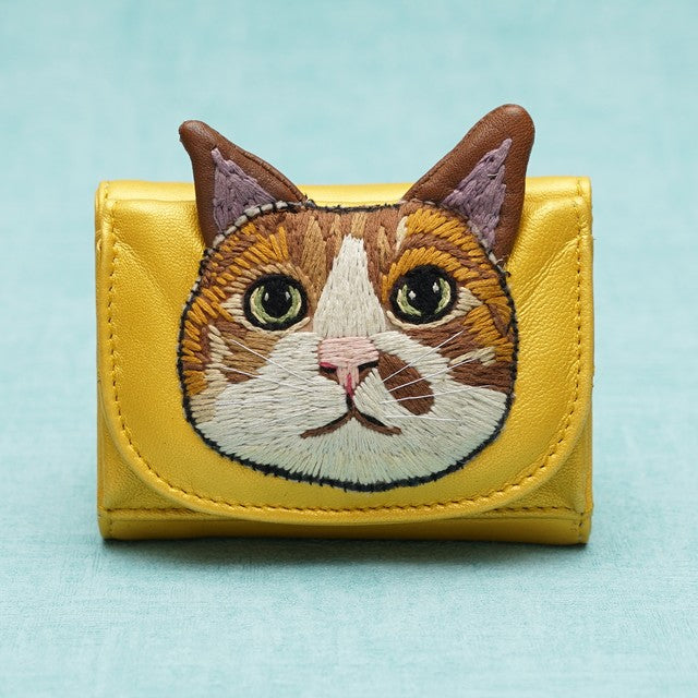 TAMAO WORLD Sheep Leather Embroidery Cat Mini Wallet Camel Cat Gold Gold 約 W10.7×H8×D3.5cm 買物課 KAIMONOKA 日本 代購 連線 香港 ACCESSORIES CAT CATS LIMITED EDITION MUSHROOM TAMAO WALLETS WORLD 喵 貓 財布 銀包 錢包