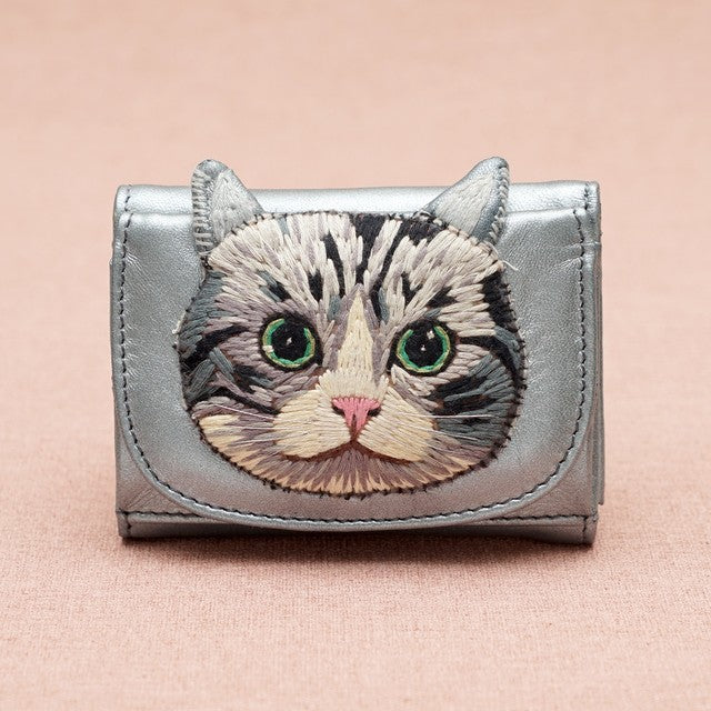 TAMAO WORLD Sheep Leather Embroidery Cat Mini Wallet Silver Cat Silver Silver 約 W10.7×H8×D3.5cm 買物課 KAIMONOKA 日本 代購 連線 香港 ACCESSORIES CAT CATS LIMITED EDITION MUSHROOM TAMAO WALLETS WORLD 喵 貓 財布 銀包 錢包